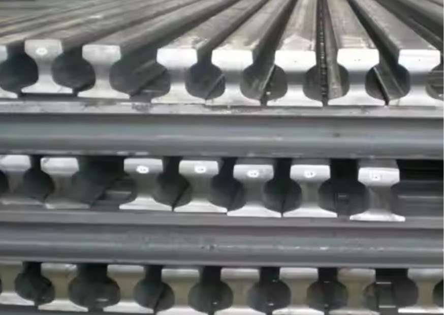 A Guide to Railway Width, Rail Specs, & Clips