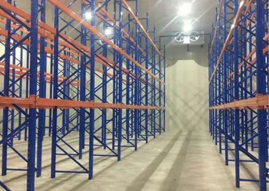 Cladding Rails In Cold Storage Cold Storage Rail Systems: Heavy-Duty Fastening for Freezers