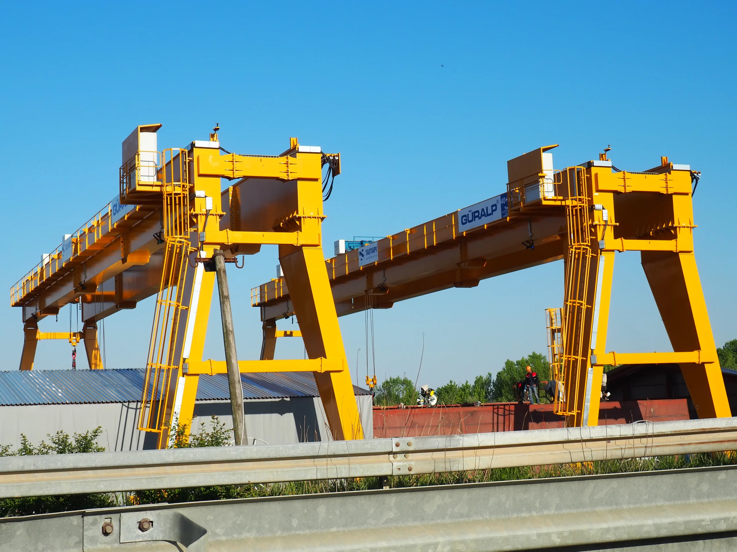 The Largest Gantry Crane and the Rail Clips That Hold It Down